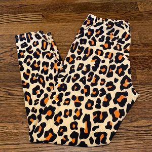 Agnes & Dora Leopard Print Leggings